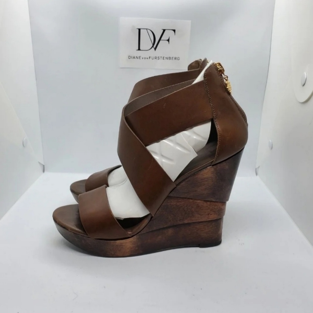 DVF Diane von Furstenberg Opal Platform